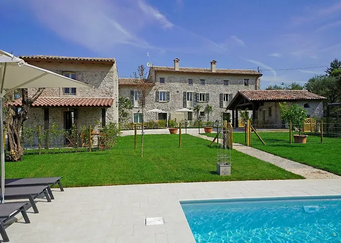 Dogoli Country アパート バルドリーノ