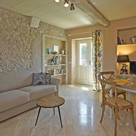 Apartment Dogoli Country *